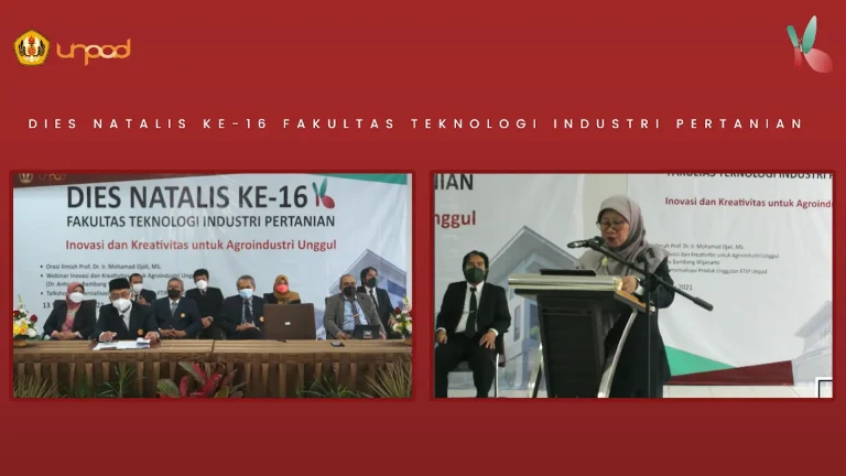 The dean giving a welcoming speech during the FTIP Unpad 2021 Dies Natalis ceremony, addressing lecturers, staff, and students.